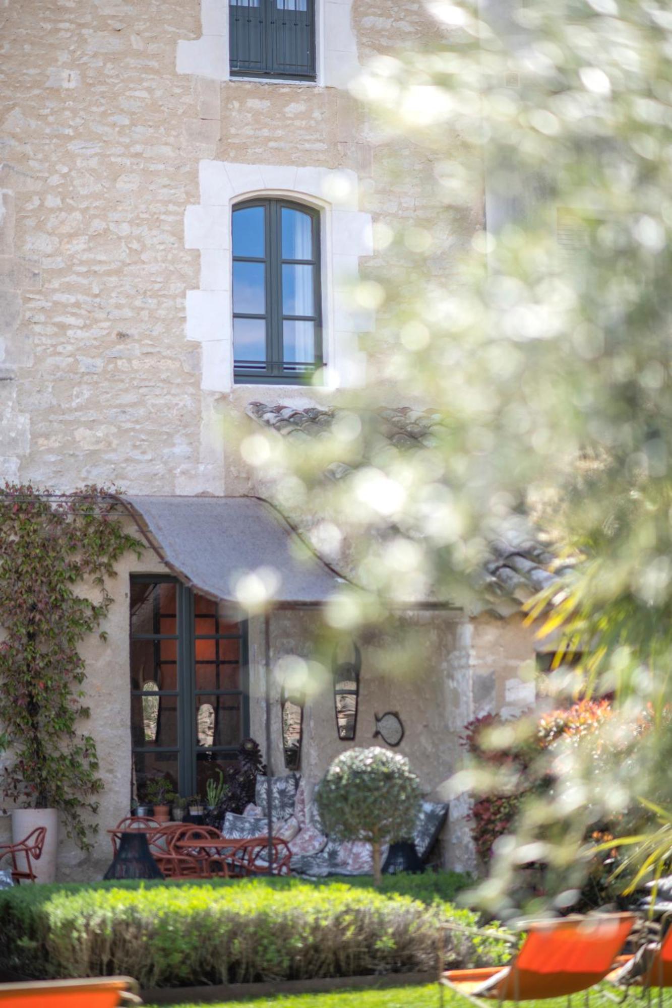 Le Petit Hotel Saint-Remy-de-Provence Exterior photo